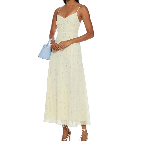 Diane Von Furstenberg Dresses & Skirts - DVF Souffle floral-print chiffon midi dress